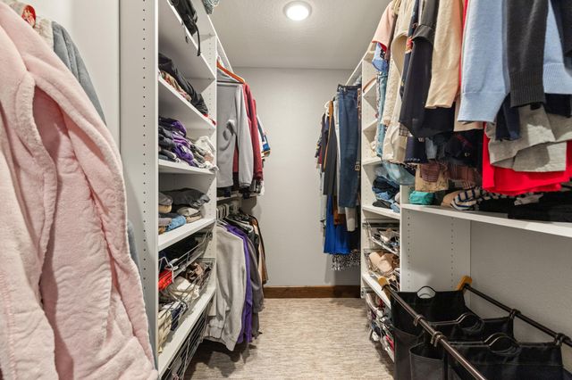 413 Orleans Court N, Champlin, MN 55316