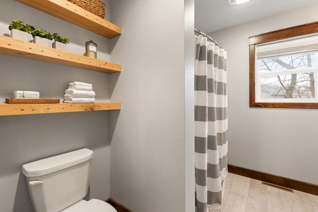 413 Orleans Court N, Champlin, MN 55316