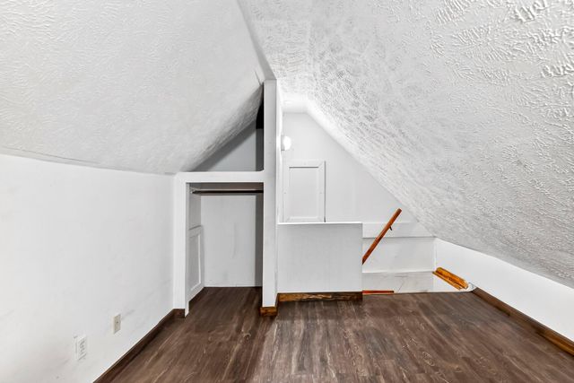 2081 Sand Ridge Road, Marshfield, MO 65706