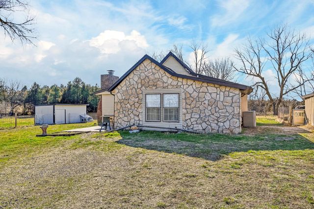 2081 Sand Ridge Road, Marshfield, MO 65706