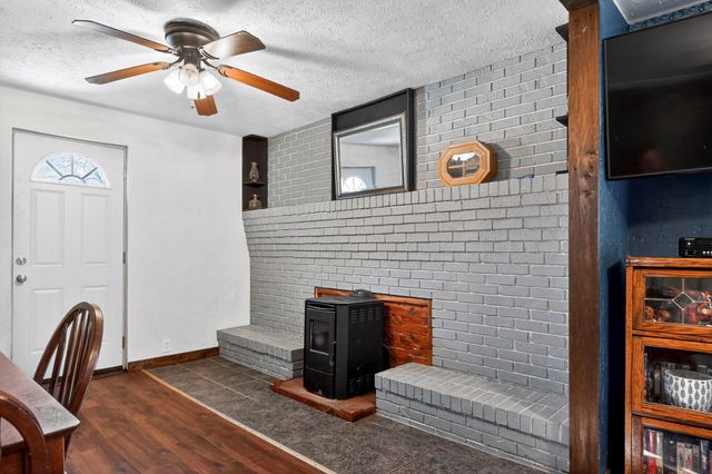 2081 Sand Ridge Road, Marshfield, MO 65706