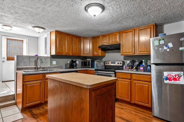 2081 Sand Ridge Road, Marshfield, MO 65706