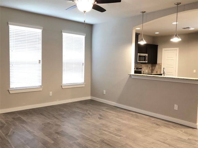 1023 Skyview Court, Midlothian, TX 76065