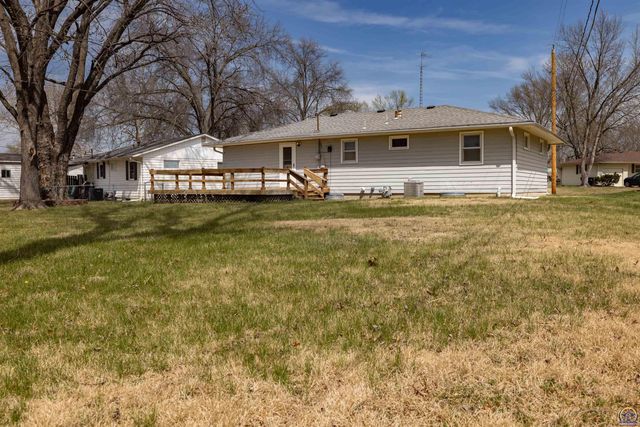 2949 SW Medford AVE, Topeka, KS 66611