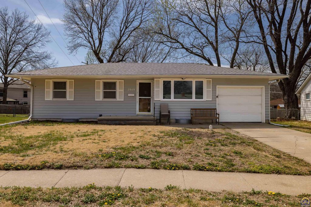 2949 SW Medford AVE, Topeka, KS 66611