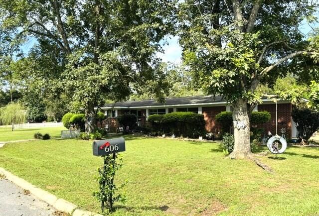 606 5th Avenue, Ashford, AL 36312