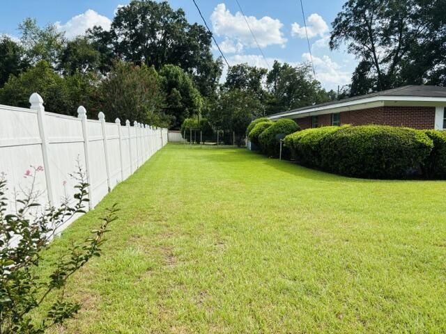 606 5th Avenue, Ashford, AL 36312