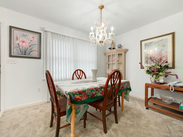 2 Windsor Circle, New City, NY 10956