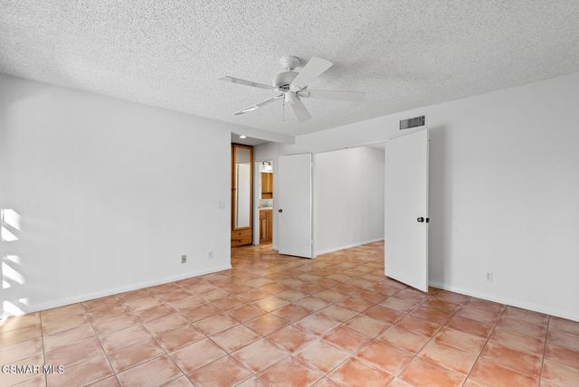 217 Deerwalk Place, Newbury Park, CA 91320