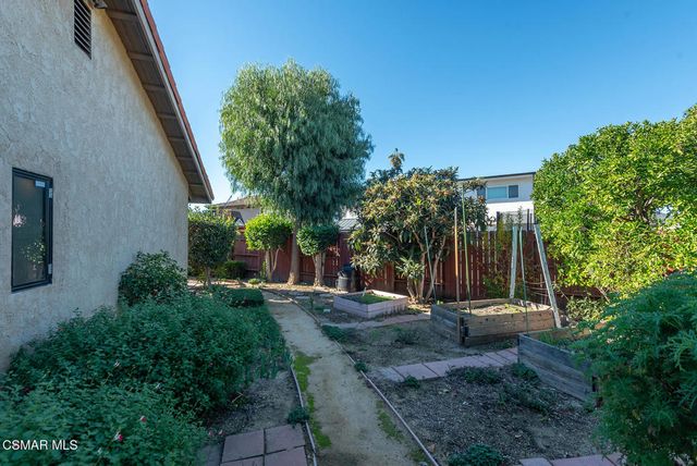 217 Deerwalk Place, Newbury Park, CA 91320