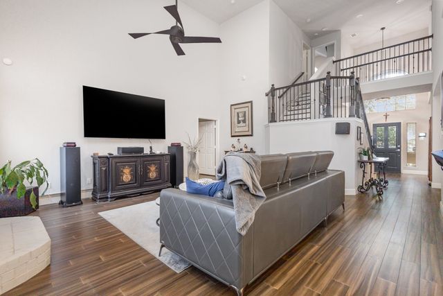 544 Saddle Head Drive, Desoto, TX 75115