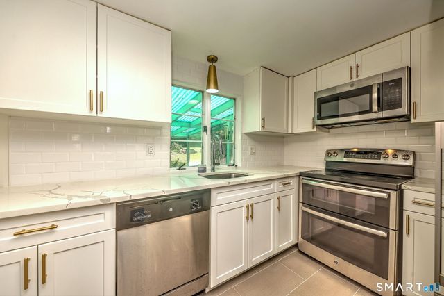 38 Eagle Road, Norwalk, CT 06850