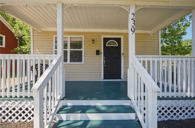 239 Locust AVE, Hampton, VA 23661
