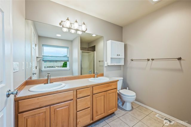 2840 Akamai Way, East Wenatchee, WA 98802