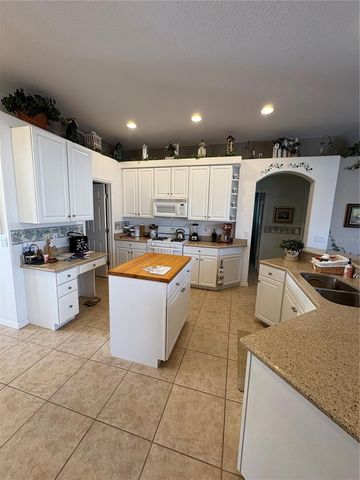 232 VIA MARIEL EAST DRIVE, Davenport, FL 33896