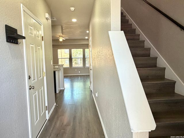 7109 Georgeann Dr Unit 101, San Antonio, TX 78239