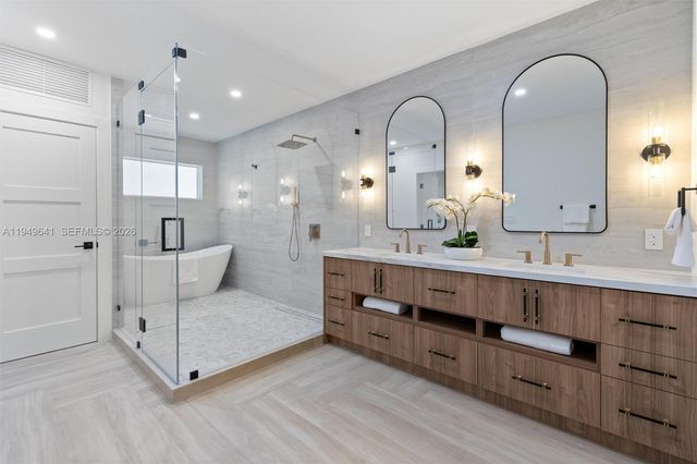 420 NE 55th Ter, Miami, FL 33137