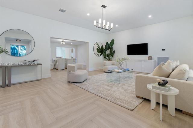 420 NE 55th Ter, Miami, FL 33137