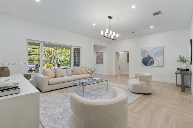 420 NE 55th Ter, Miami, FL 33137