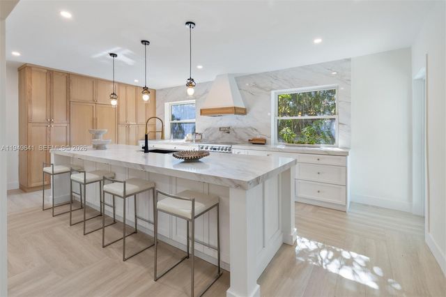 420 NE 55th Ter, Miami, FL 33137