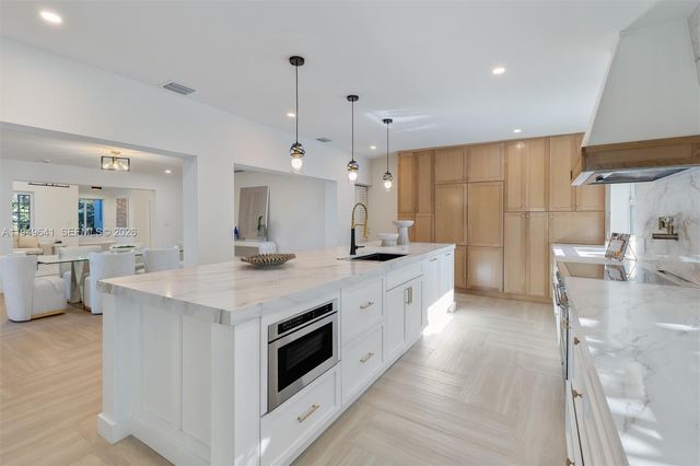 420 NE 55th Ter, Miami, FL 33137