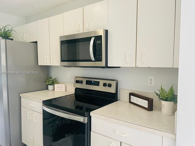 17079 NW 22nd Street, Pembroke Pines, FL 33028
