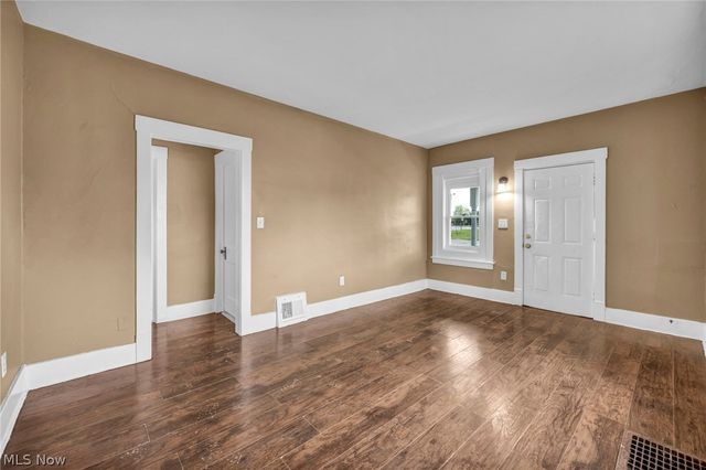 1714 Long Avenue, Lorain, OH 44052