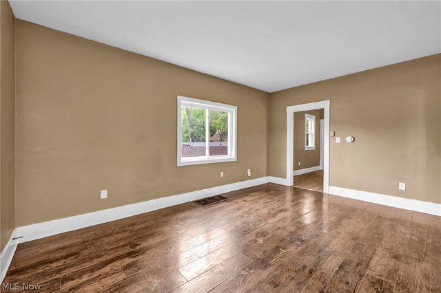 1714 Long Avenue, Lorain, OH 44052