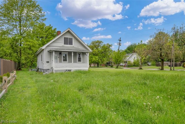 1714 Long Avenue, Lorain, OH 44052
