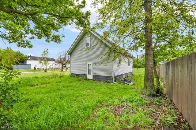 1714 Long Avenue, Lorain, OH 44052