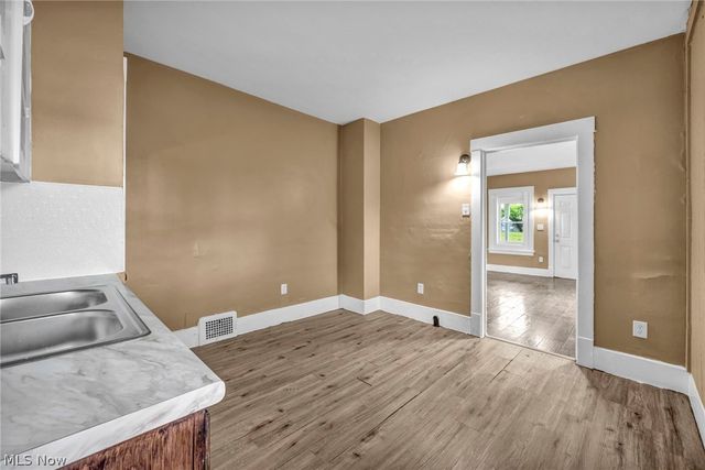 1714 Long Avenue, Lorain, OH 44052
