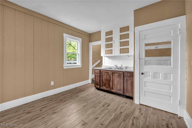 1714 Long Avenue, Lorain, OH 44052