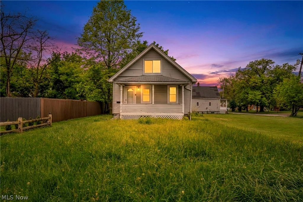 1714 Long Avenue, Lorain, OH 44052