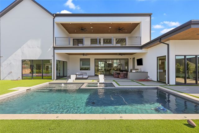 3333 Tuscan Oaks Drive, Frisco, TX 75034