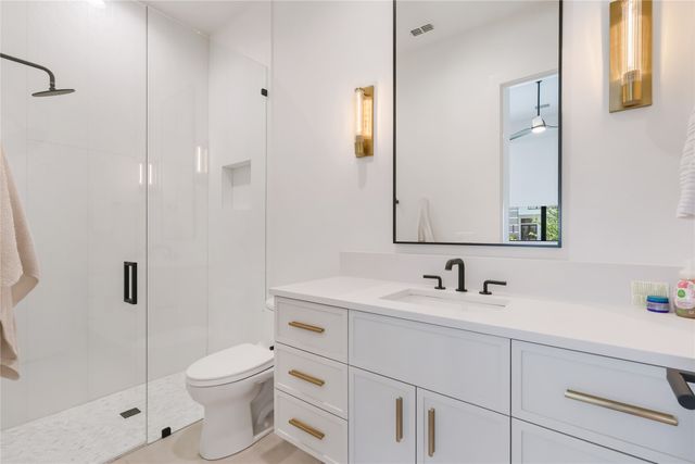 3333 Tuscan Oaks Drive, Frisco, TX 75034