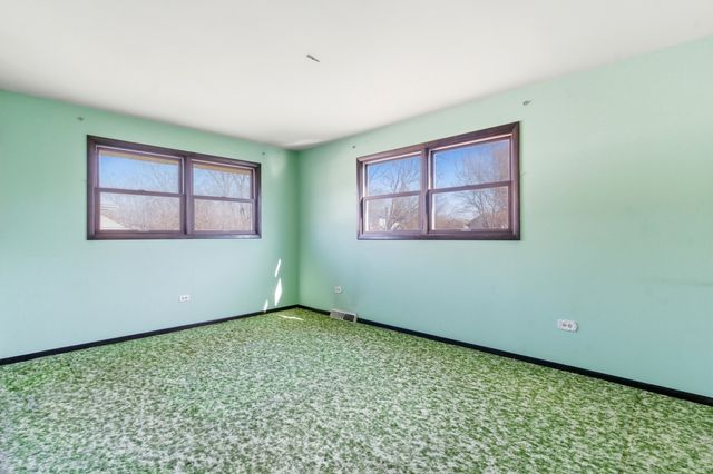 13817 Secretariat Lane, Orland Park, IL 60467