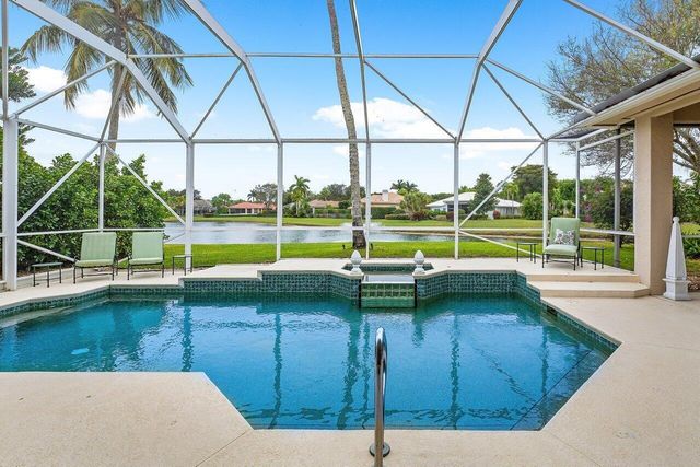 3 Bermuda Lake Drive, Palm Beach Gardens, FL 33418