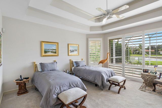 3 Bermuda Lake Drive, Palm Beach Gardens, FL 33418