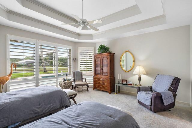 3 Bermuda Lake Drive, Palm Beach Gardens, FL 33418
