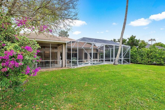 3 Bermuda Lake Drive, Palm Beach Gardens, FL 33418