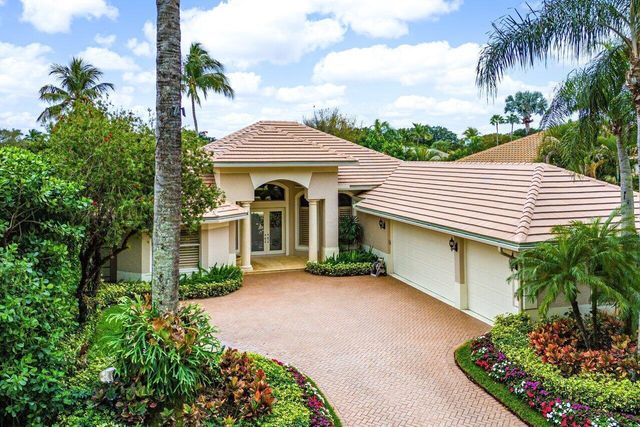 3 Bermuda Lake Drive, Palm Beach Gardens, FL 33418