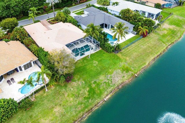 3 Bermuda Lake Drive, Palm Beach Gardens, FL 33418