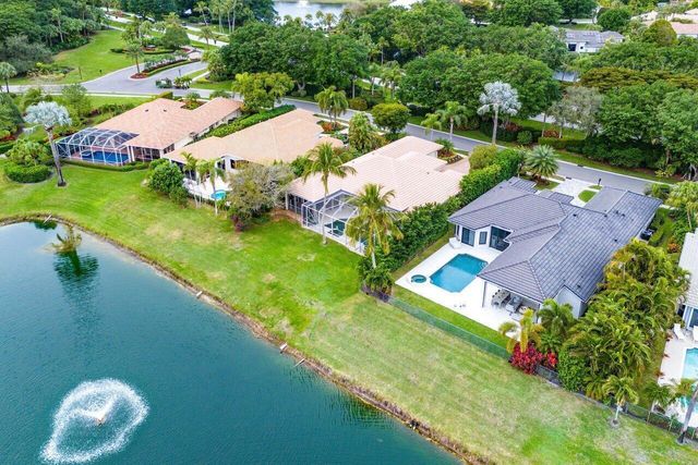 3 Bermuda Lake Drive, Palm Beach Gardens, FL 33418