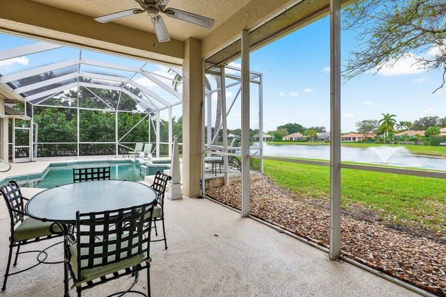 3 Bermuda Lake Drive, Palm Beach Gardens, FL 33418