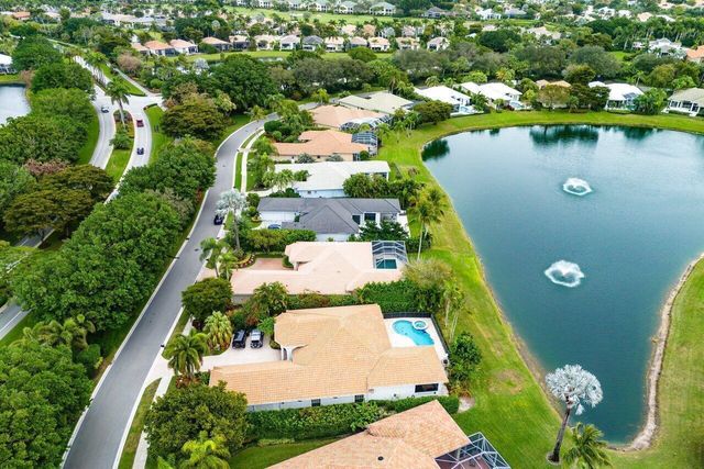 3 Bermuda Lake Drive, Palm Beach Gardens, FL 33418