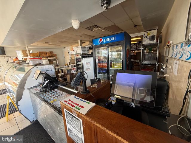 500 CHURCH LN, Lansdowne, PA 19050