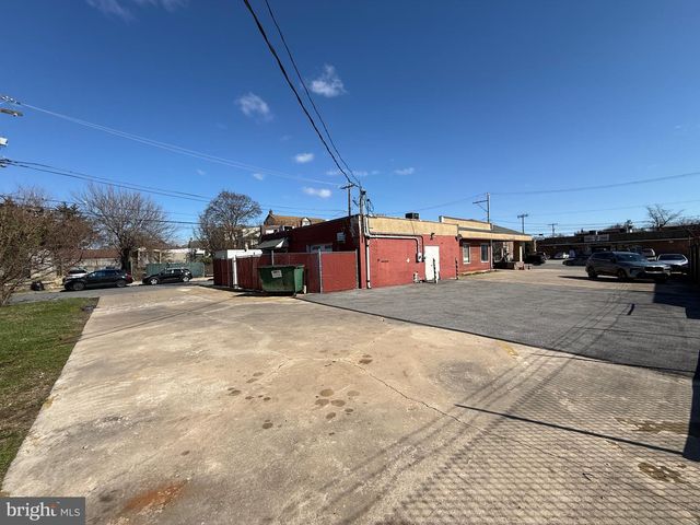 500 CHURCH LN, Lansdowne, PA 19050