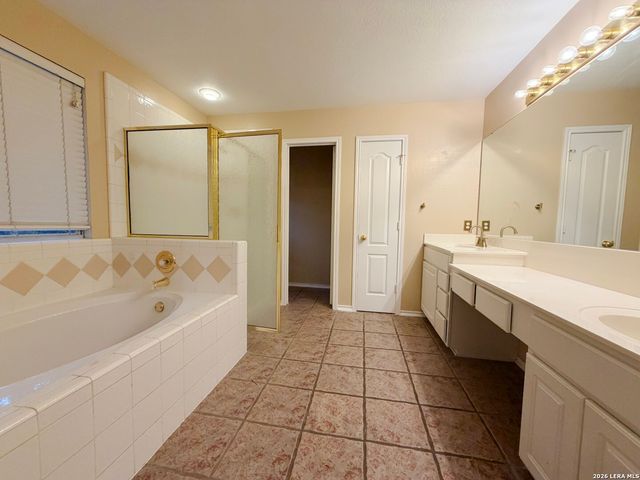 3419 WINDY RIDGE CT, San Antonio, TX 78259