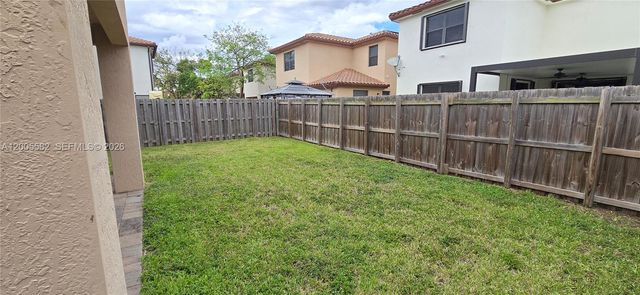 525 SE 34th Ter, Homestead, FL 33033
