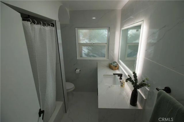 3528 Russell Street, Riverside, CA 92501